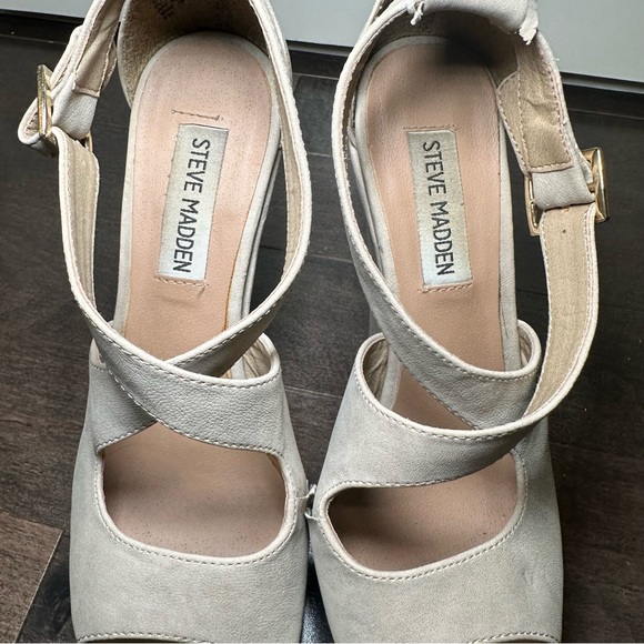 Steve Madden Xternal Suede Wedges - Picture 5 of 9